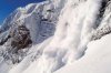 ГСЧС предупреждает о высокой угрозе схода лавин в Карпатах
