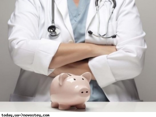 В Украине повысили зарплату медикам: сколько будут зарабатывать врачи с января 2022 года 