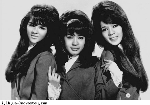 Умерла солистка популярной в 60-х годах группы The Ronettes Ронни Спектор