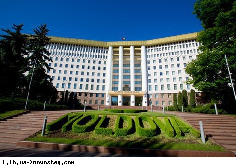 Парламент Молдовы объявил режим ЧП из-за угроз "Газпрома" отключить газ