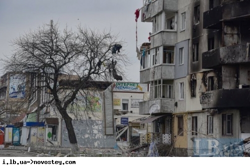 В Бородянке на Киевщине из-под завалов только двух домов извлекли тела 26 погибших