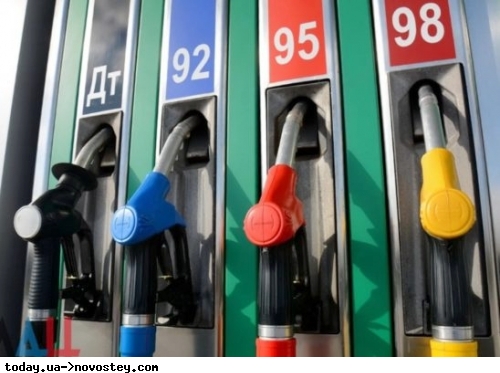 Когда в Украине появится бензин: Польша передаст из своих запасов 25 тысяч тонн топлива 