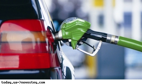 Цены на топливо в Украине после отмены госрегулирования бьют рекорды