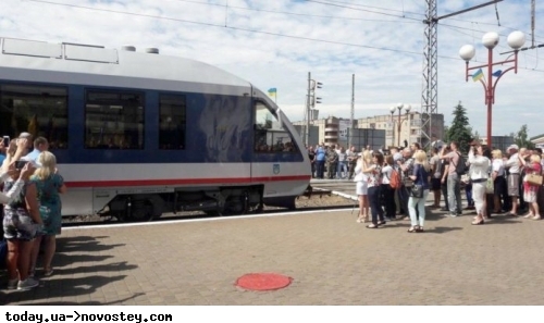 Укрзализныця запустит новый поезд в Польшу: расписание движения и стоимость билетов 