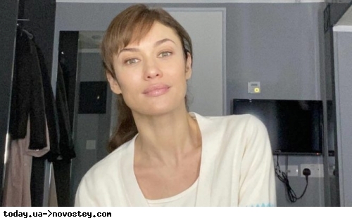 Дівчина Бонда з України Ольга Куриленко показала себе без макіяжу: як у реальному житті виглядає 42-річна актриса 