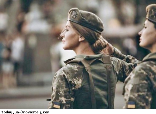 Виїзд чоловіків за кордон: поки дружина воює, її коханий має право покинути Україну 