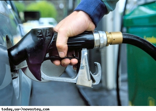 Експерт запропонував уніфікувати акциз на бензин, дизель та автогаз
