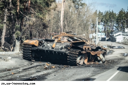 Британські аналітики пояснили причини масового знищення російських танків в Україні