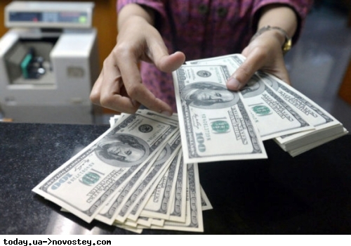 Грошей достатньо: в НБУ відреагували на проблему нестачі валюти у деяких банках 