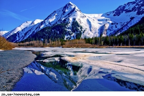На Алясці з'являється все більше озер з «киплячим» метаном на поверхні