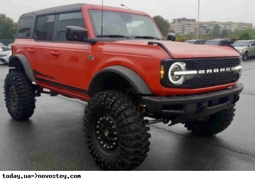       Ford Bronco 