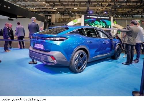 Peugeot випустить купе-кросовер - перші “живі“ фото