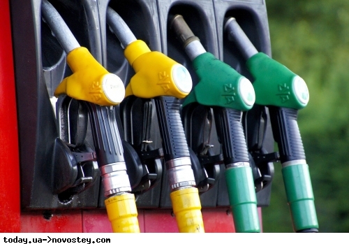 Залили бензин замість дизеля: суд змусив АЗС виплатити компенсацію