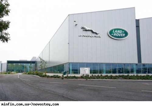 Компанія Jaguar Land Rover зацікавилася звільненими працівниками Twitter і Facebook 