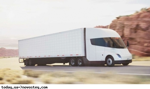 Tesla Semi проїхав із вантажем 805 км без підзарядки 