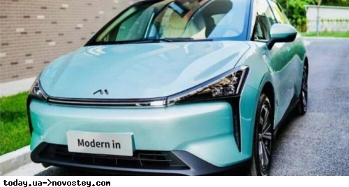 У Китаї з'явився конкурент кросоверу Tesla Model Y: фото 