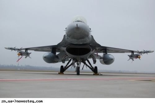 Виробник F-16 обіцяє забезпечити літаками країни, які поділяться ними з Україною