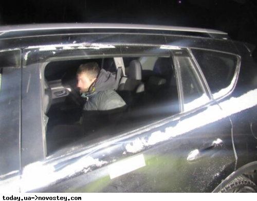 Стало спокійніше: у Києві затримали серійного автомобільного злодія 