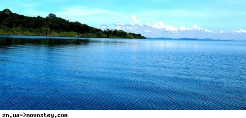 Найбільші озера по всьому світу стрімко меліють