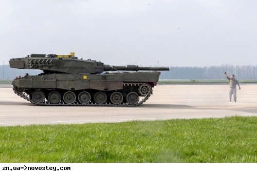    ͳ   Leopard-2
