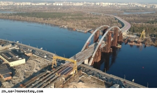 За розкрадання на будівництві Подільського мосту директору комунального підприємства повідомили про нову підозру