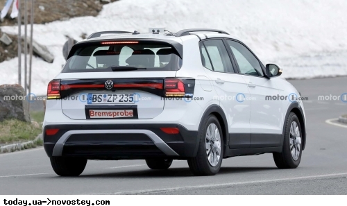 Новий кросовер VW T-Cross помітили майже без камуфляжу