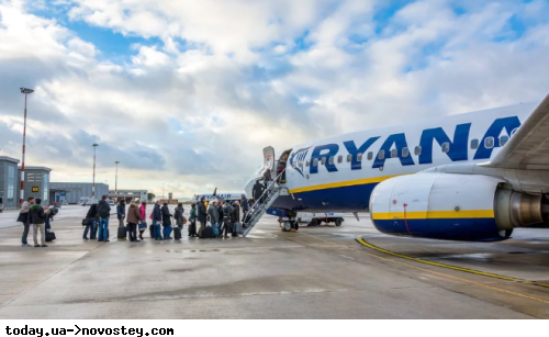  Ryanair                