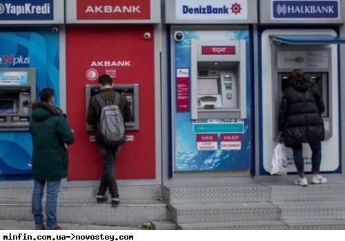 Турецькі банки почали закривати рахунки російських компаній 