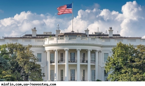 Адміністрація Трампа заборонила низці американських компаній продаж технологій до Китаю