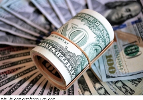 Банки завезли $1,7 млрд готівкової валюти: у березні очікується спад через проблеми з логістикою