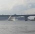 На київському мосту Патона утворився "водоспад": фото, відео та пояснення влади