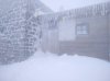 У горах уже зійшла лавина: Україну почало засипати снігом у перший місяць осені, фото і відео